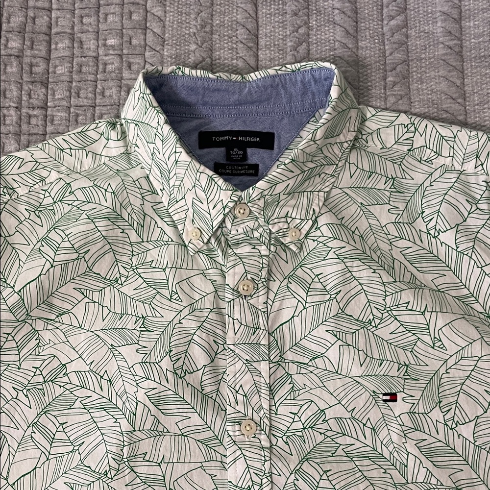 Tommy Hilfiger White and Green Tropical Leaf Print Men's Shirt